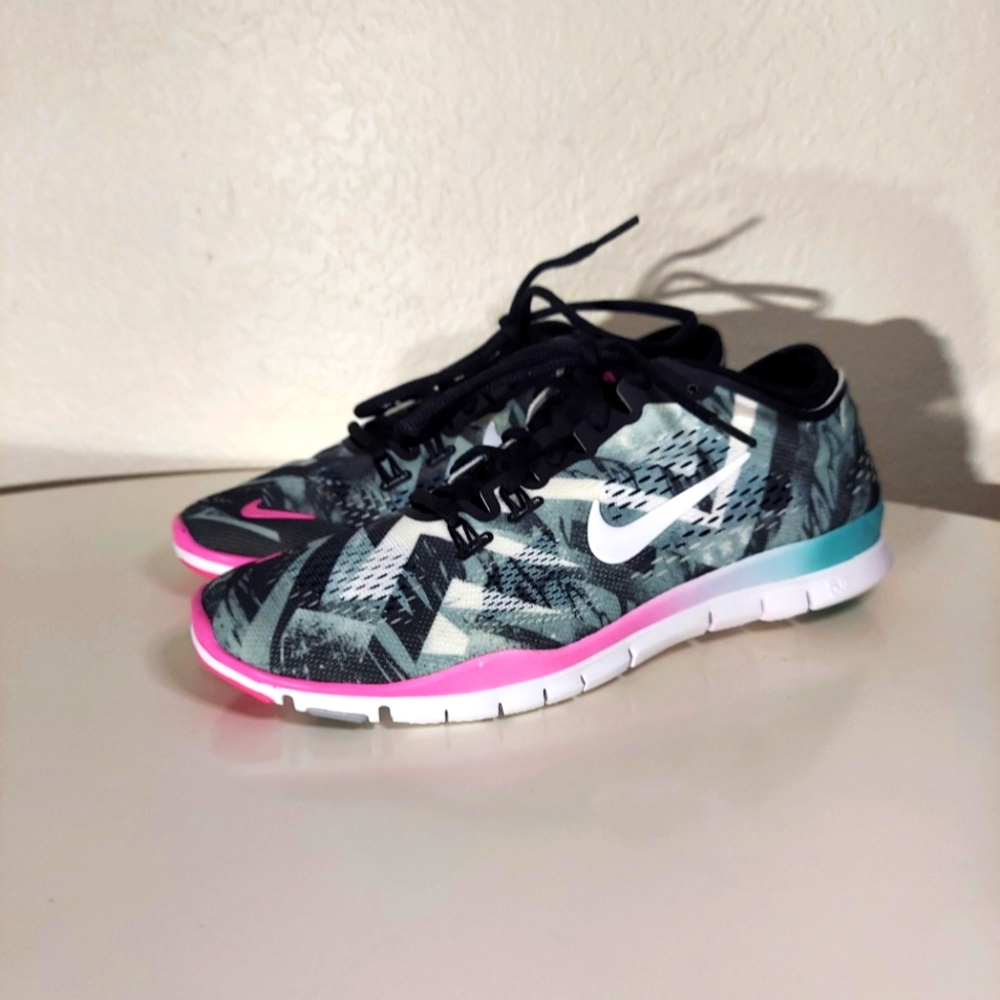 Nike Free 5.0 TR Fit 4 Gradient Print Multicolor Running Sneaker WM Size US 8.5